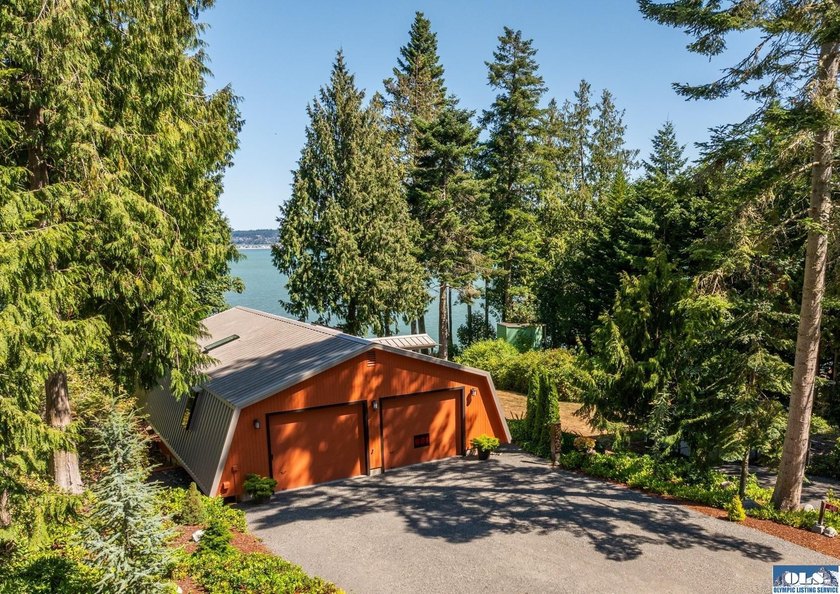 Wake up every day to breathtaking saltwater views from this - photo 6