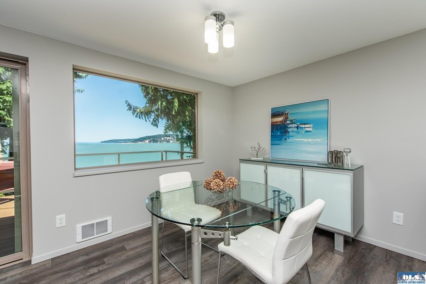 Wake up every day to breathtaking saltwater views from this - photo 10