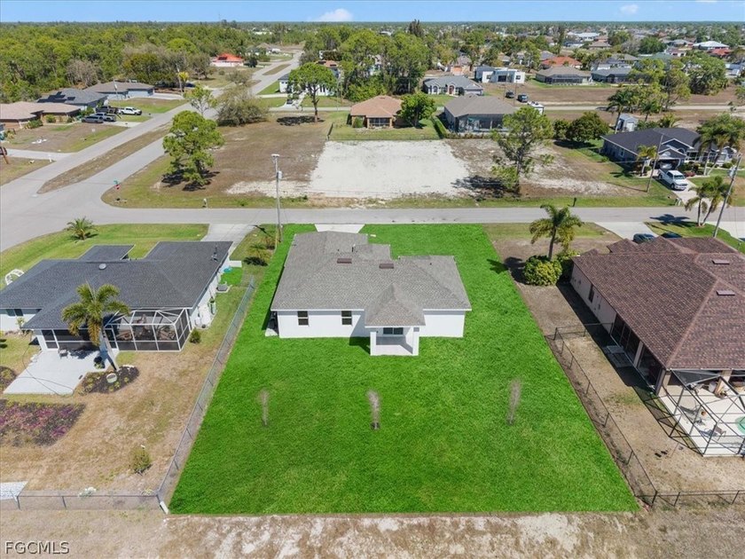 $5K TOWARDS CLOSING COST!!! NOT IN FLOOD ZONE!!! Discover modern - photo 33