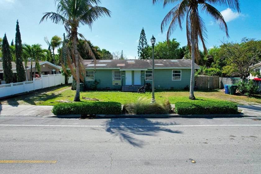 Rare investment opportunity with architectural renderings and - photo 2