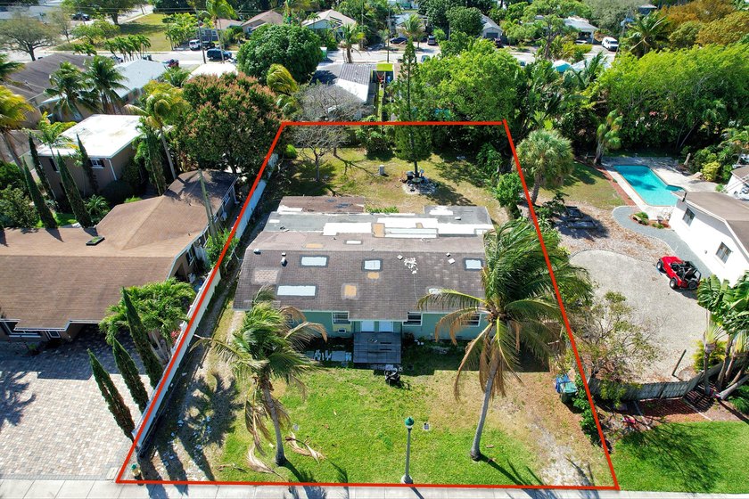 Rare investment opportunity with architectural renderings and - photo 4