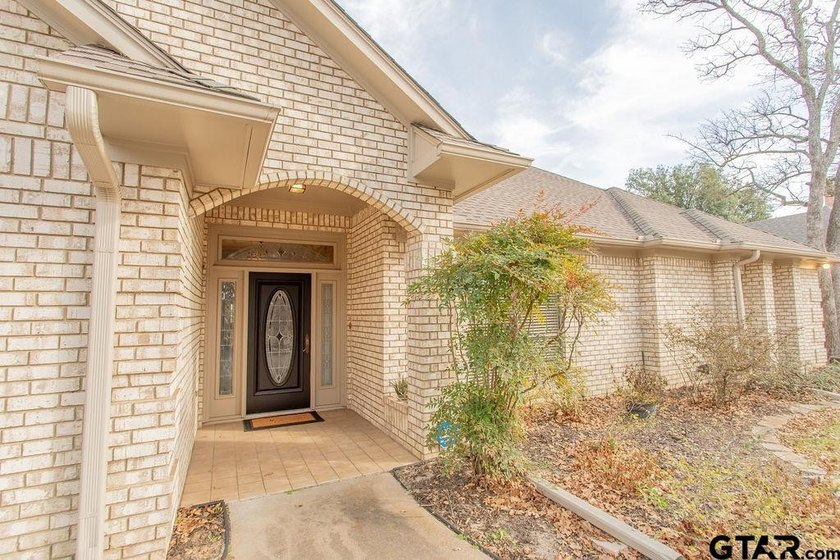 This beautifully updated home strikes that perfect balance - photo 5