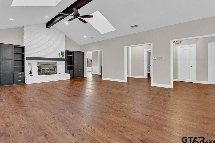 This beautifully updated home strikes that perfect balance - photo 10