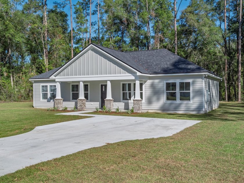 The North Crawfordville location you've been looking for! Seller - photo 2
