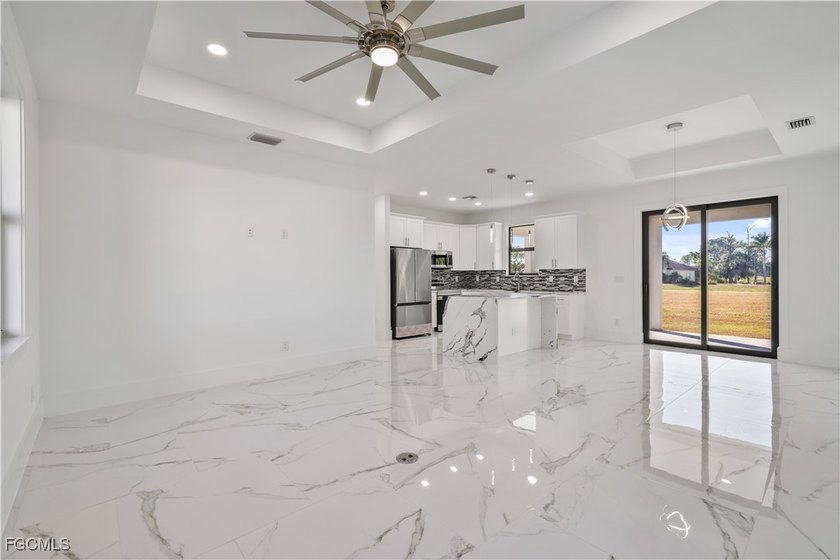 NO FLOOD INSURANCE needed - Brand-new construction 3-bedroom - photo 4
