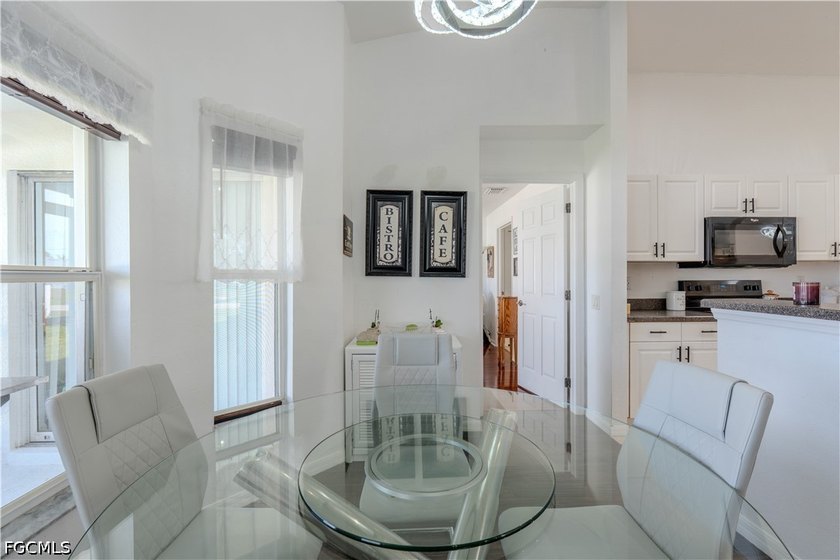 ***SELLER CONTRIBUTION of $10,00 TOWARDS BUYER CLOSING - photo 19