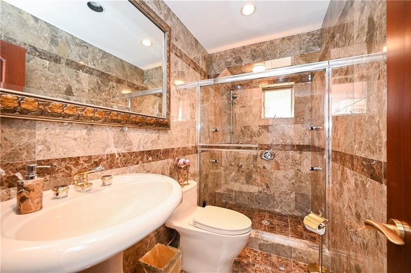 TURNKEY home for sale- Park Ave style home right here in Mill - photo 22