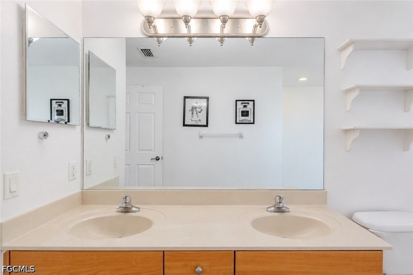 ***SELLER CONTRIBUTION of $10,00 TOWARDS BUYER CLOSING - photo 29