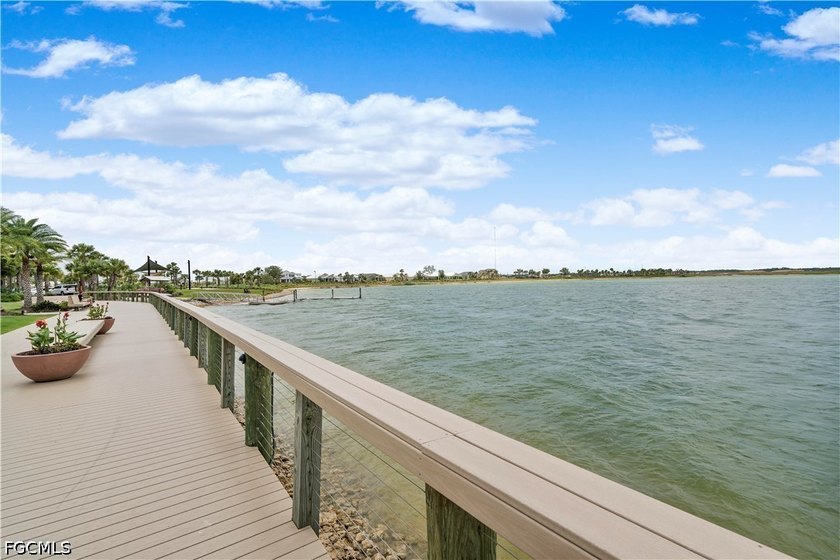 Welcome to luxury lakefront living in the highly sought-after - photo 34