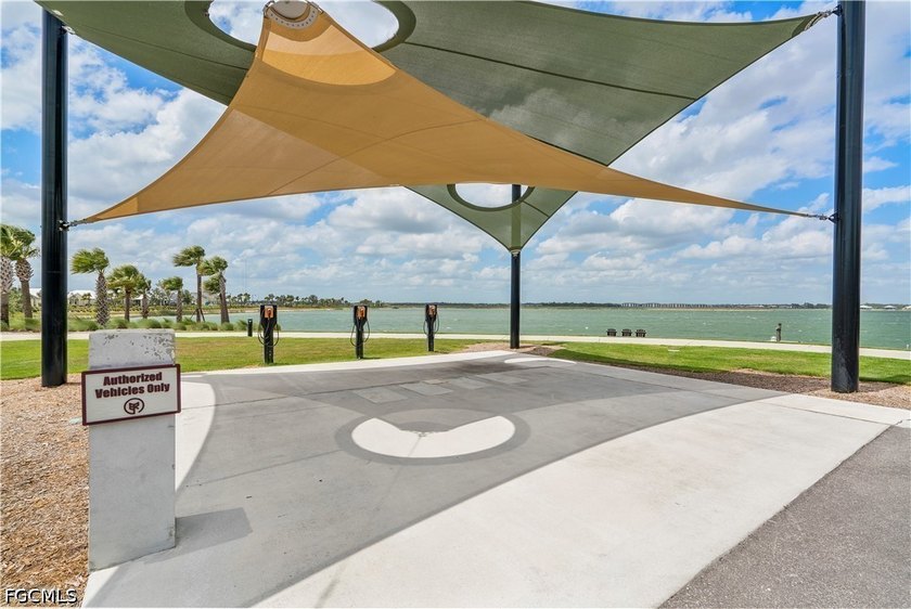Welcome to luxury lakefront living in the highly sought-after - photo 42