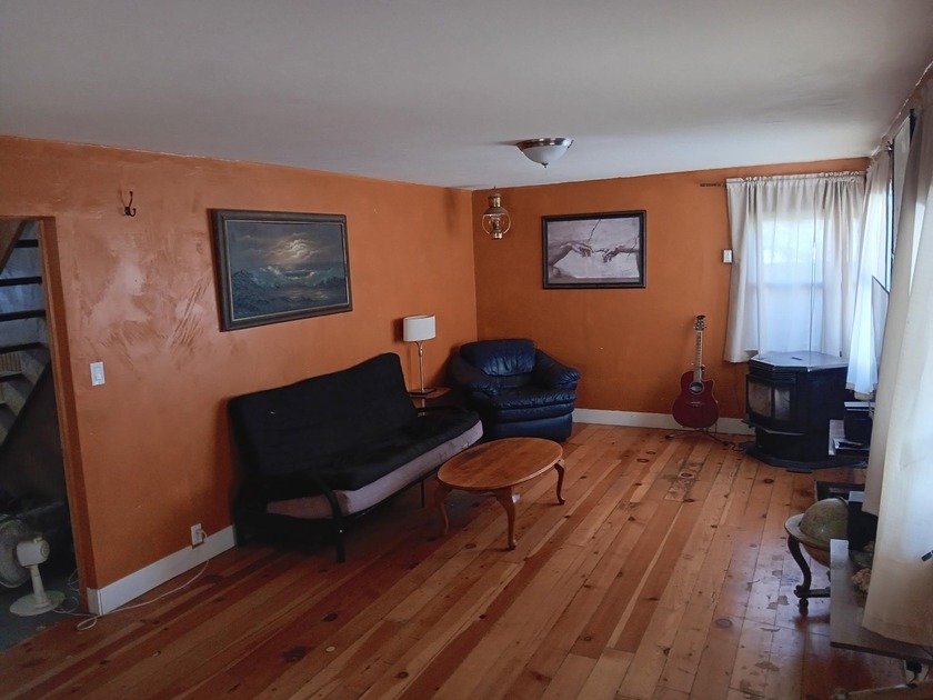Spacious 1,444 square ft, three bedroom, 2 bath home with bonus - photo 13