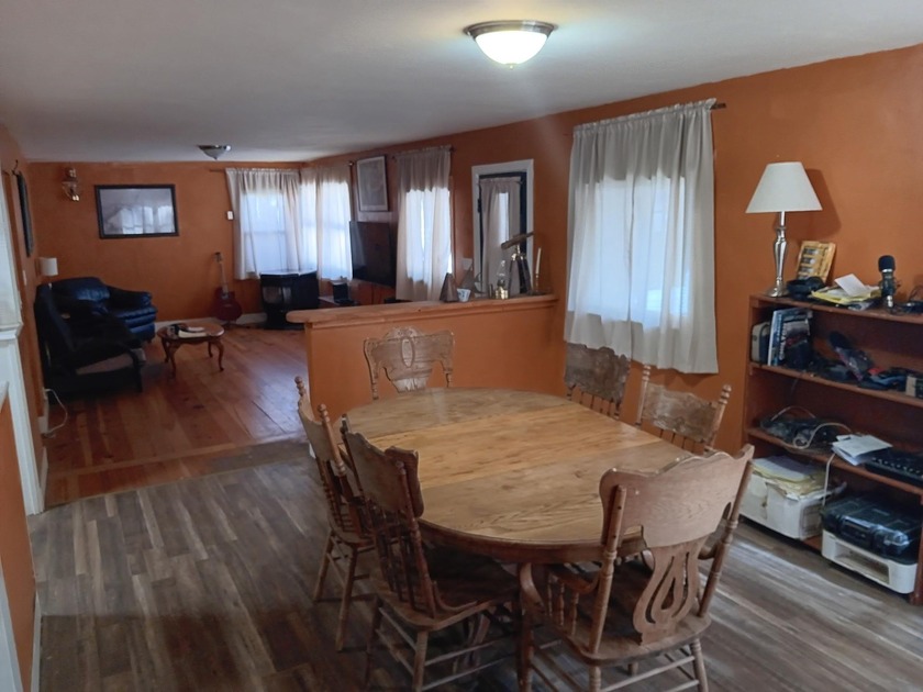 Spacious 1,444 square ft, three bedroom, 2 bath home with bonus - photo 14