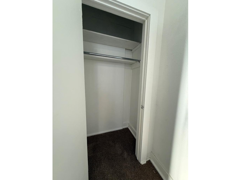 Six unit apartment building with some recent cosmetic remodels - photo 19