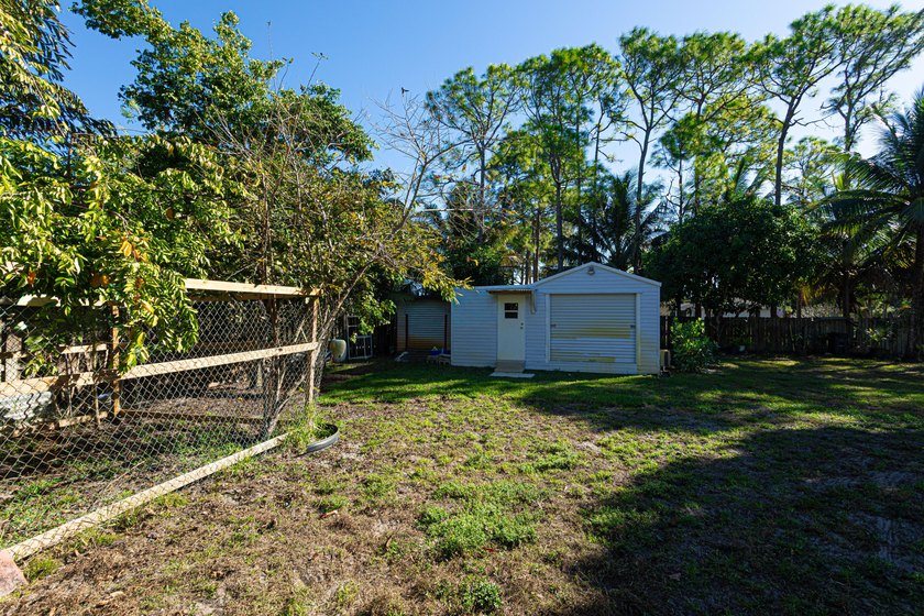 Discover your own private mini equestrian retreat on a spacious - photo 49