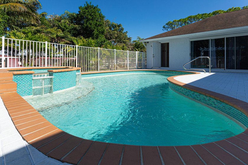 Discover your own private mini equestrian retreat on a spacious - photo 57