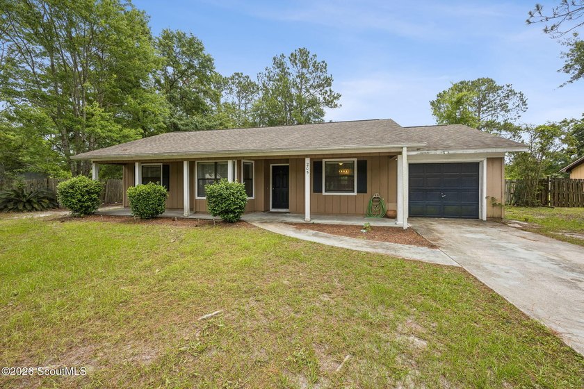 With a little TLC and some *Pin-spiration* this 3 bedroom 2 - photo 2