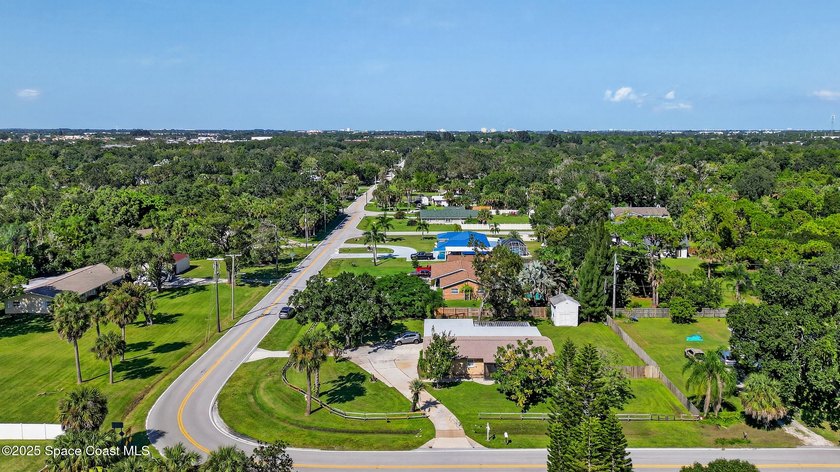 **THE ONE YOU'VE BEEN LOOKING FOR!!** Lovely and Spacious, 4 - photo 33