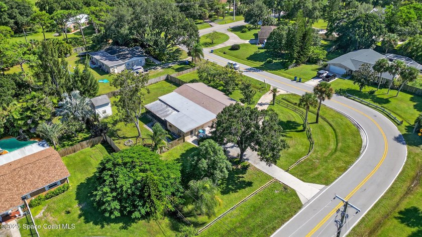 **THE ONE YOU'VE BEEN LOOKING FOR!!** Lovely and Spacious, 4 - photo 36