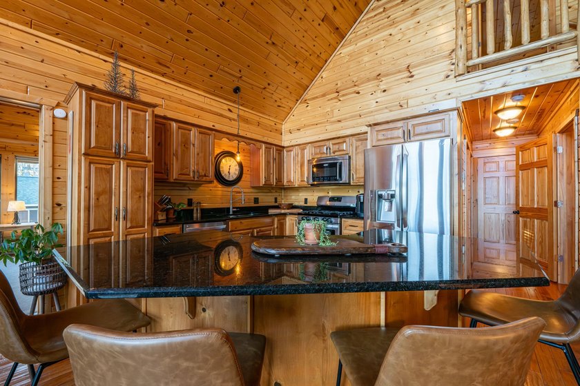 Experience the ultimate Northwoods retreat on the shores of Lac - photo 7
