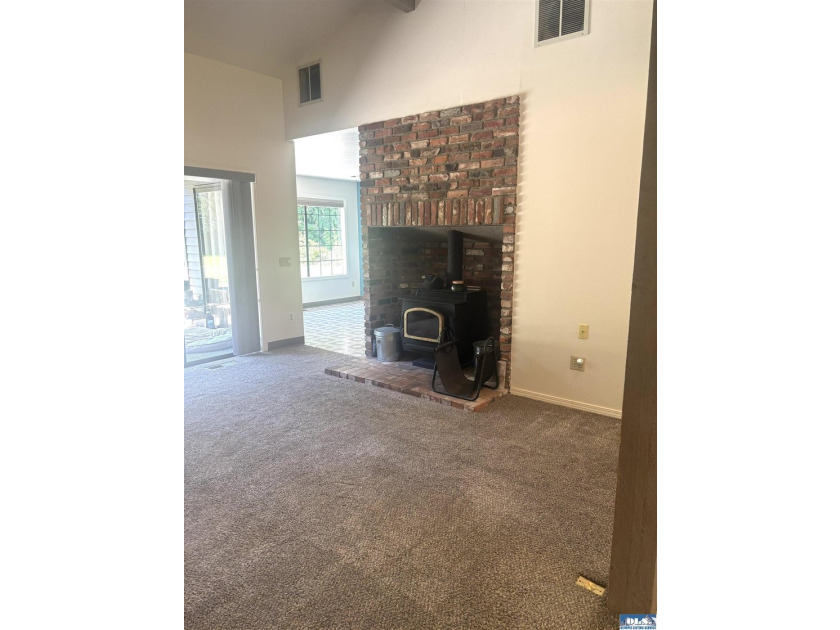 Beautiful 2 bedroom, 3 bath home on one level. This is a - photo 9