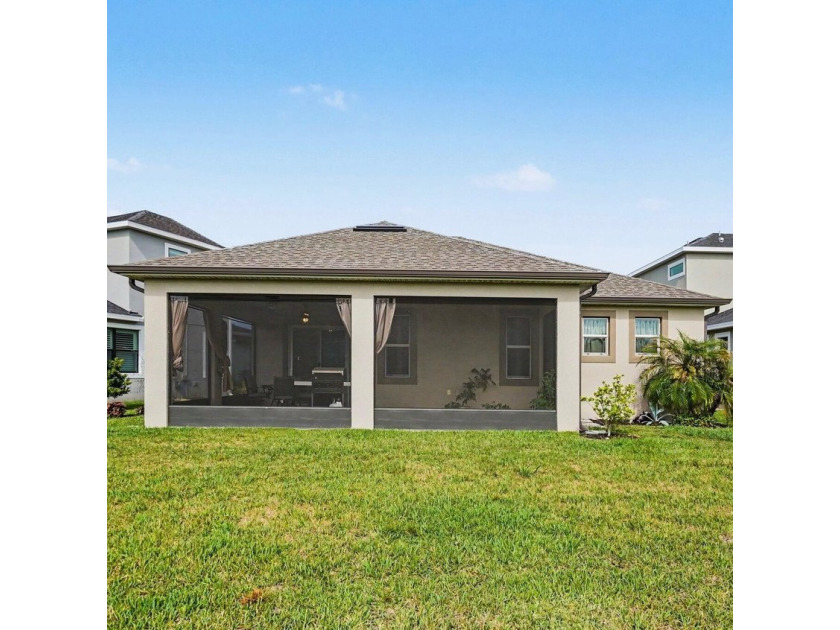 Welcome home! This beautiful single family home was built in - photo 25