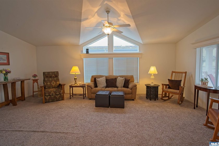 Welcome to this beautifully maintained Energy Star Built home in - photo 4