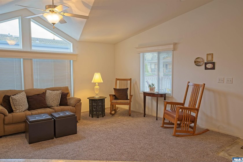Welcome to this beautifully maintained Energy Star Built home in - photo 8