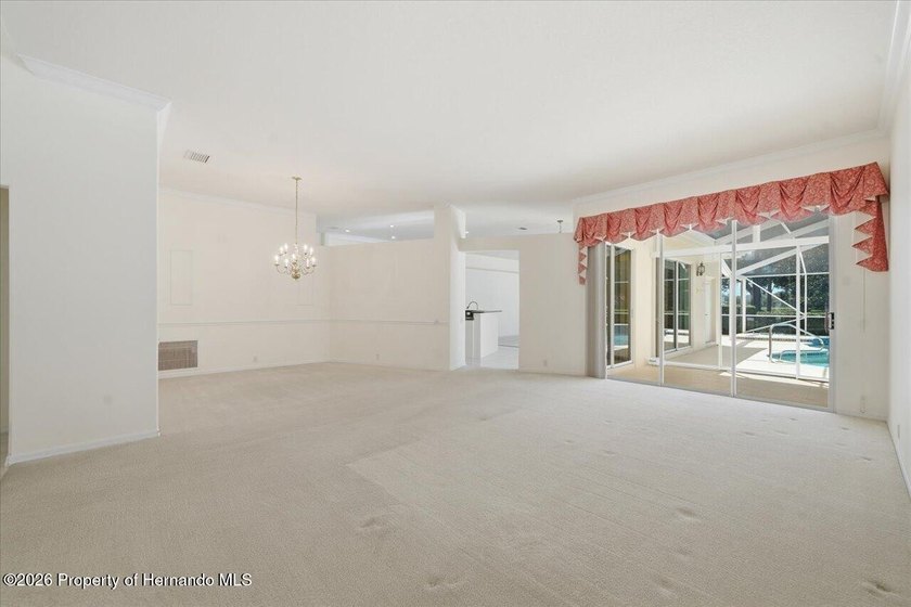 Located in Glen Lakes, this beautiful 1994 Arthur Rutenberg - photo 18