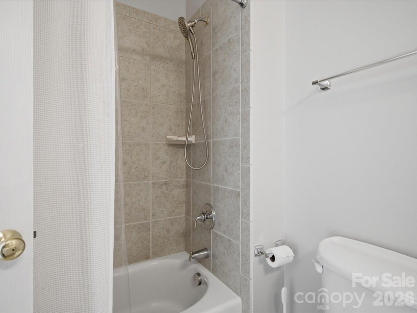 Welcome to this meticulously maintained home in Providence - photo 25
