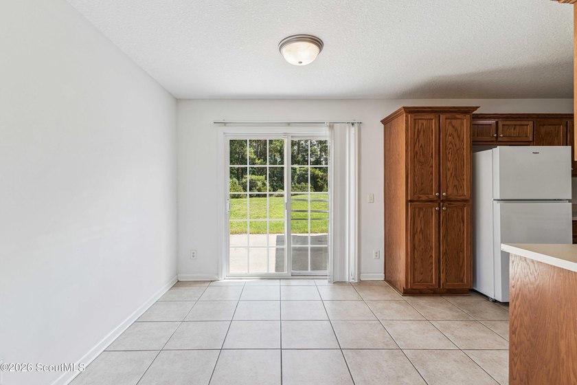 Imagine coming home to the rare combination of privacy, space - photo 5