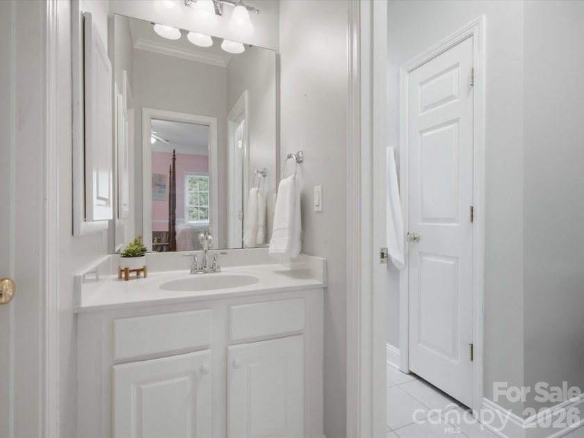 Welcome to this meticulously maintained home in Providence - photo 28