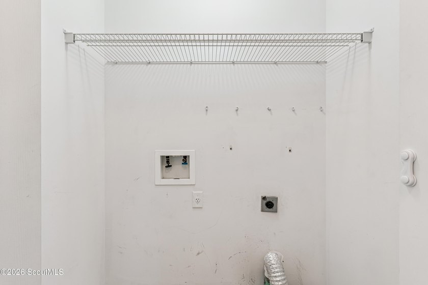 Imagine coming home to the rare combination of privacy, space - photo 10