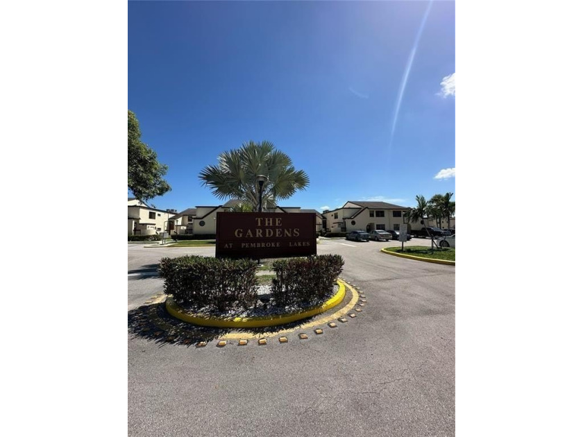 Welcome to this 2-bedroom, 2-bathroom condo located in the - photo 30