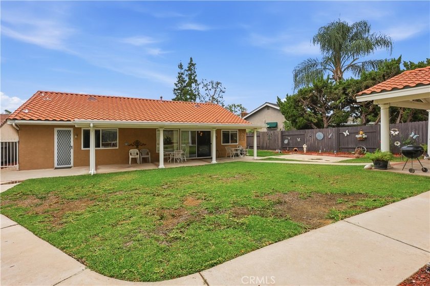 Beautiful single-story home in the desirable Via Verde area of - photo 47