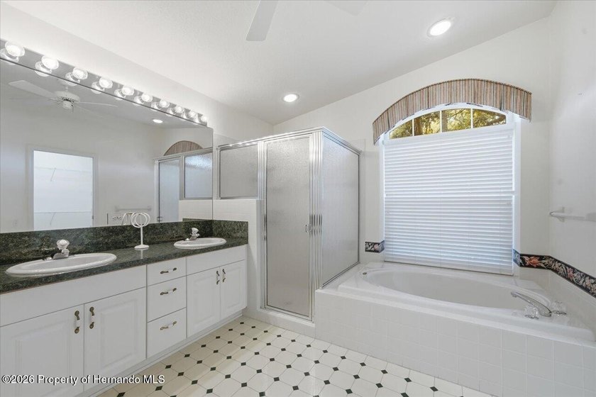 Located in Glen Lakes, this beautiful 1994 Arthur Rutenberg - photo 49
