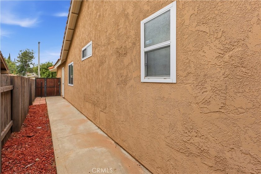 Beautiful single-story home in the desirable Via Verde area of - photo 50