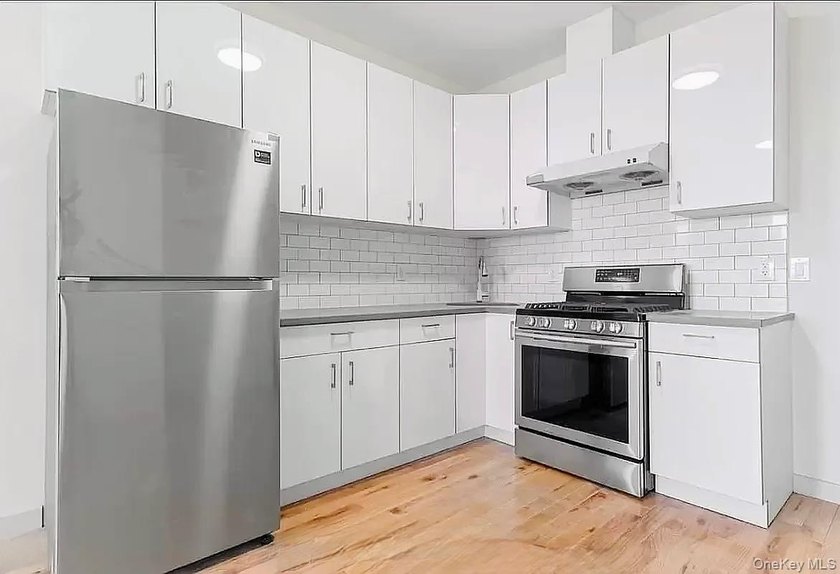 Great location brand new building with 8 free market rental - photo 2