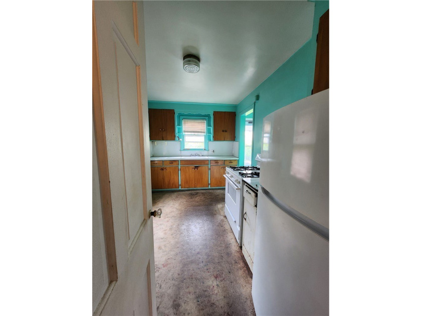 Are you ready to make your mark on this gem? Located near - photo 5