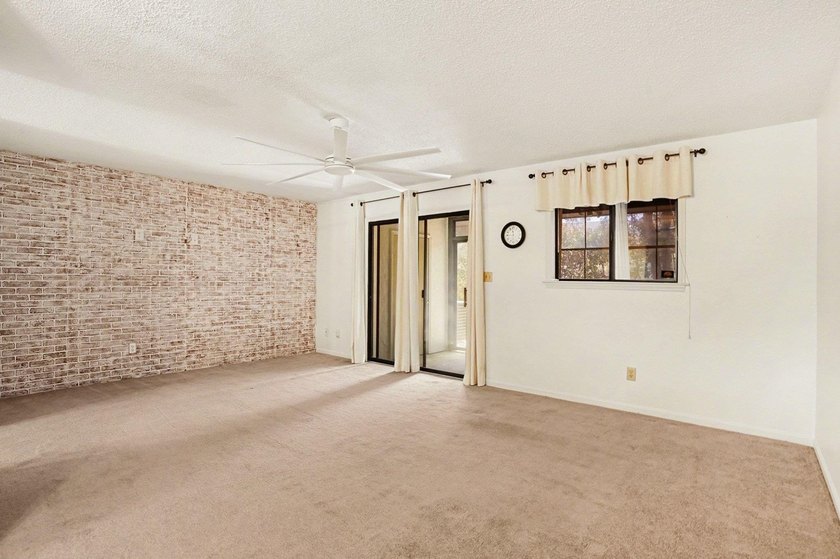 Welcome! Come and see this charming 2 bedroom, 2.5 bath true - photo 16
