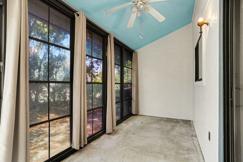 Welcome! Come and see this charming 2 bedroom, 2.5 bath true - photo 19