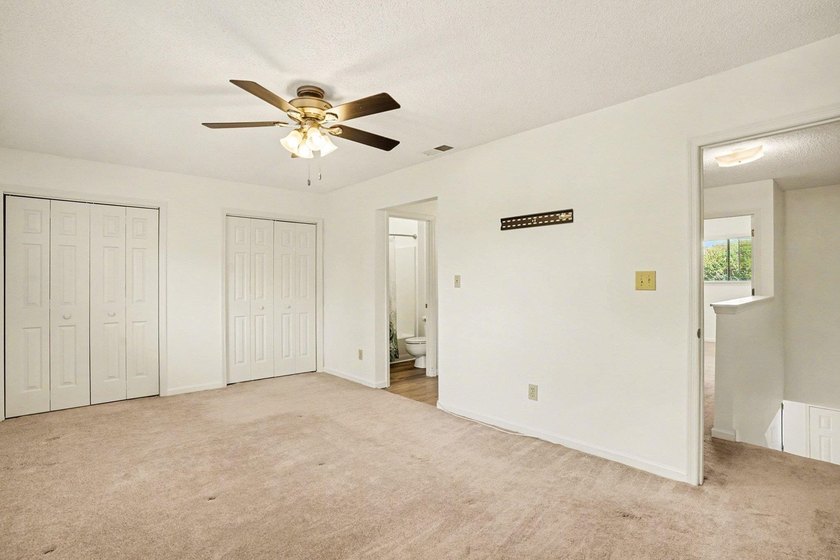 Welcome! Come and see this charming 2 bedroom, 2.5 bath true - photo 25