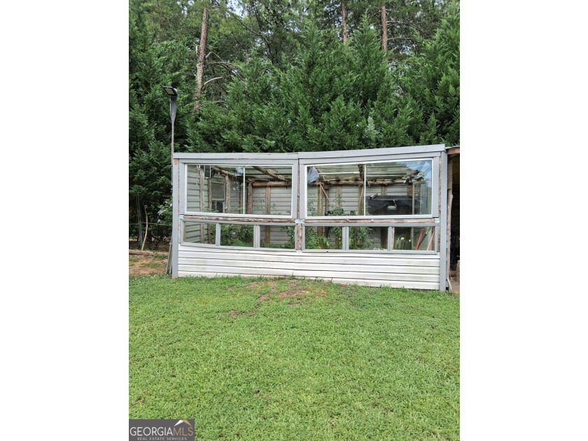 Fish camp? Private getaway? Grow your own food, catch your own - photo 25