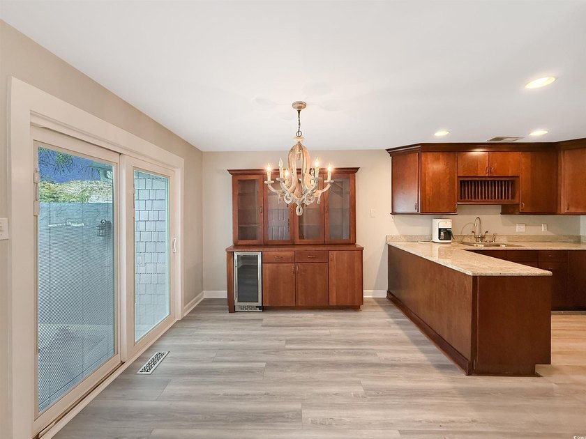 Wake up to breathtaking unobstructed views of the Winyah Bay - photo 10