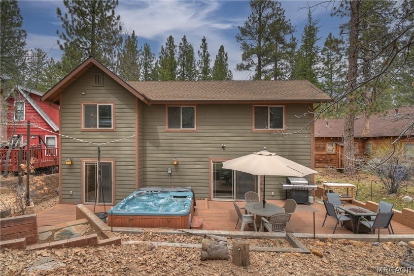 This home is for those that want a remodeled house with room to - photo 4