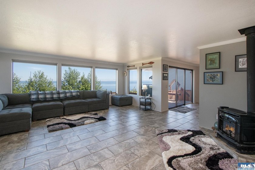 Perched on a high-bank overlooking the waterfront, this property - photo 8