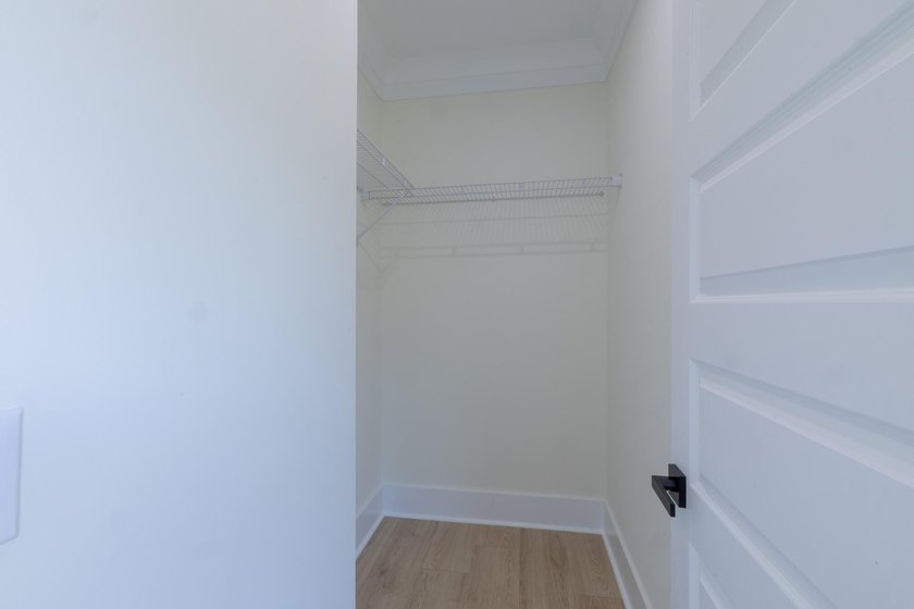 $10,000 in buyer's closing costs/prepaids and/or rate buy down - photo 33