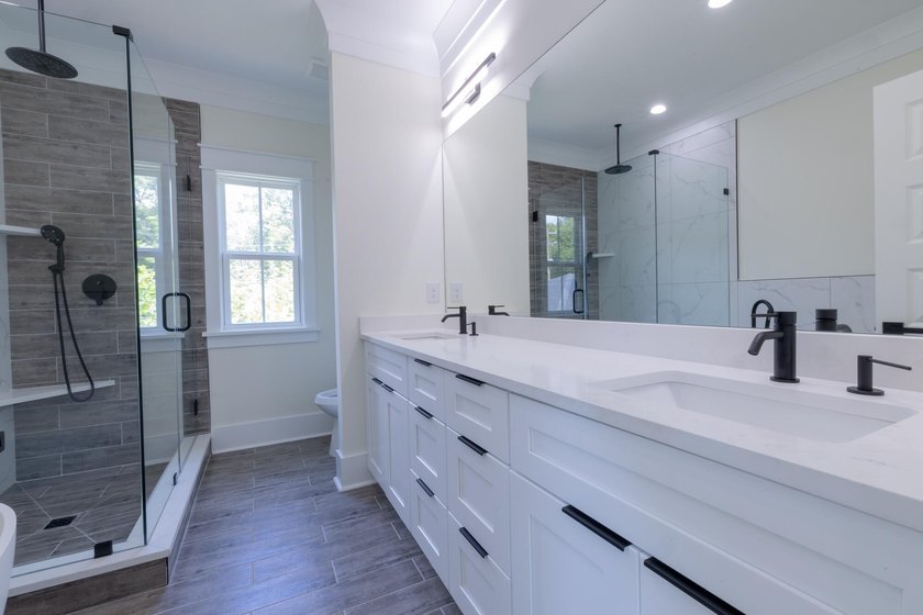 $10,000 in buyer's closing costs/prepaids and/or rate buy down - photo 49