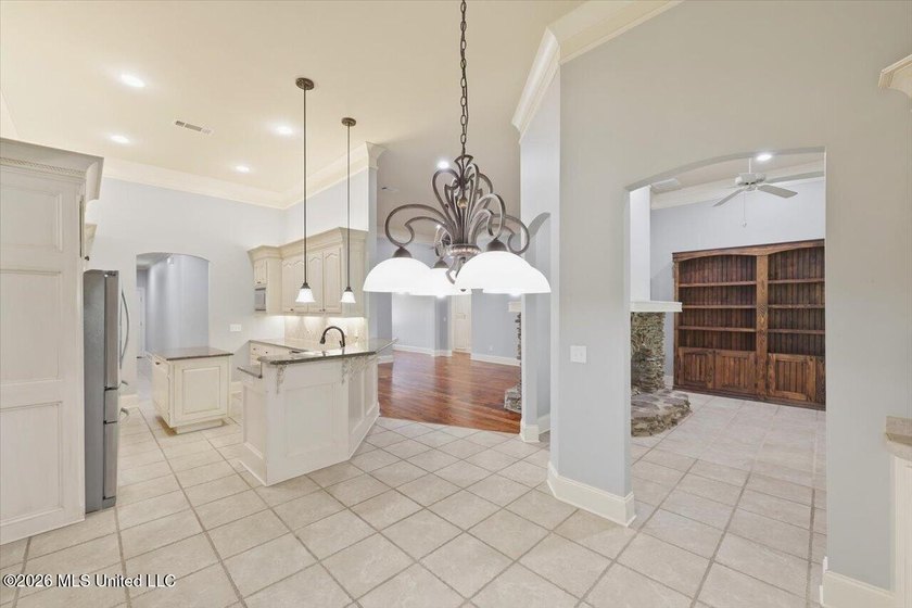 Welcome to Victoria Park, a gated community conveniently located - photo 16