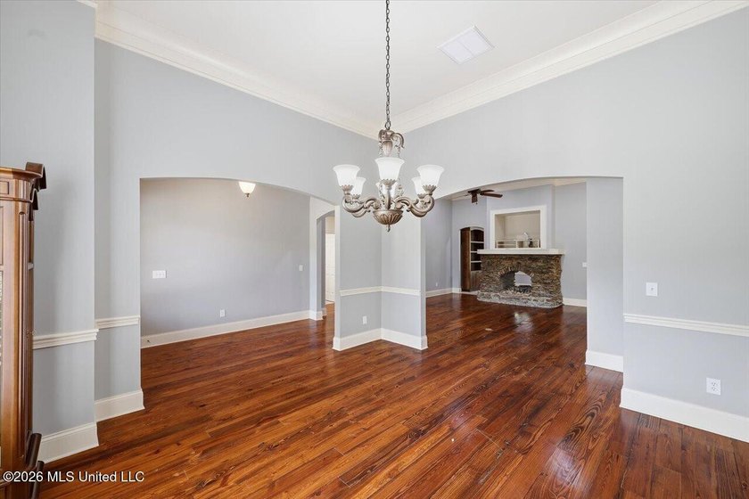 Welcome to Victoria Park, a gated community conveniently located - photo 18