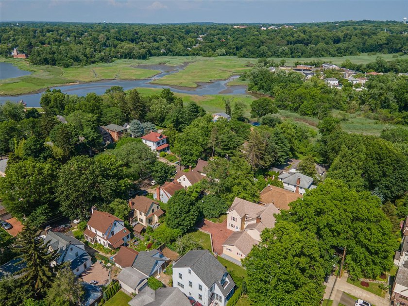 Stunning and completely renovated, this Colonial masterpiece is - photo 48